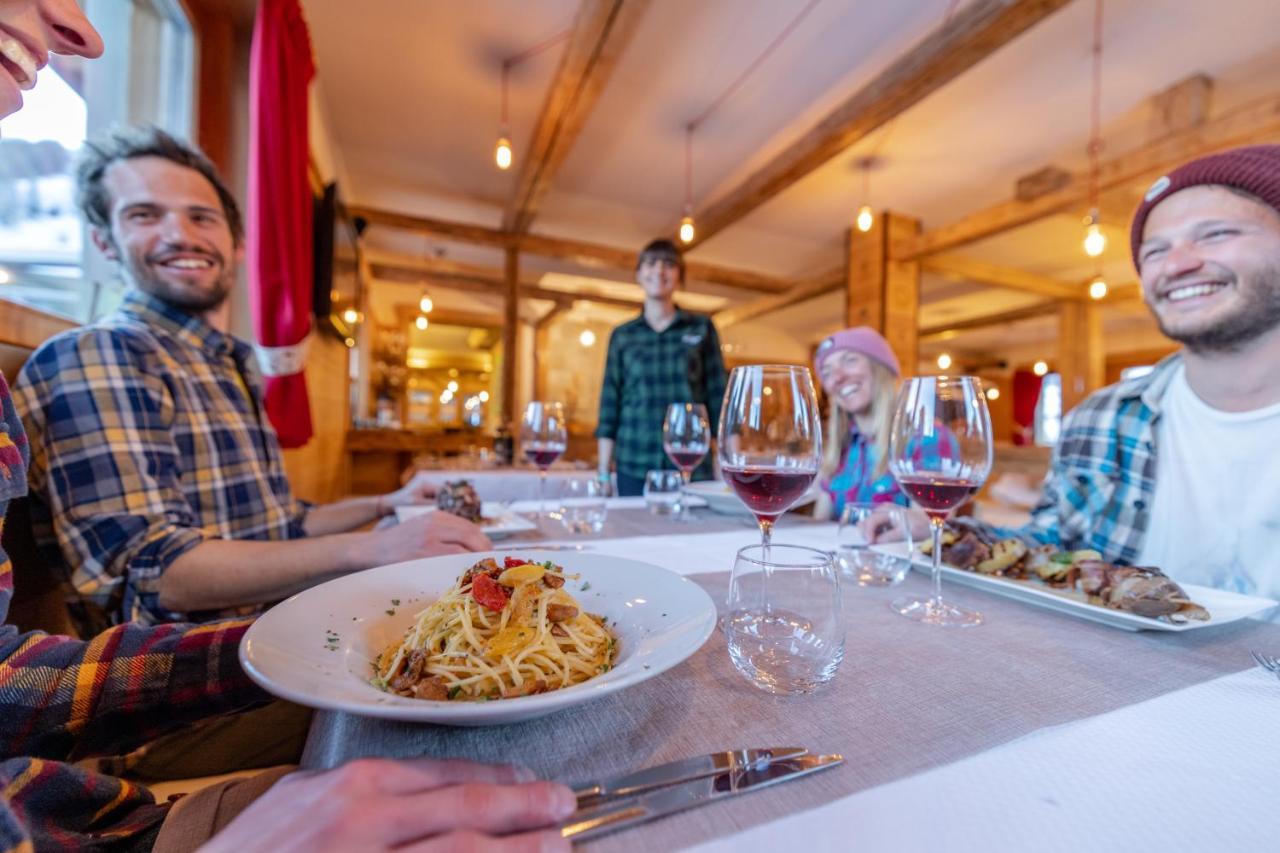 Hotel Alegra Livigno Exteriör bild