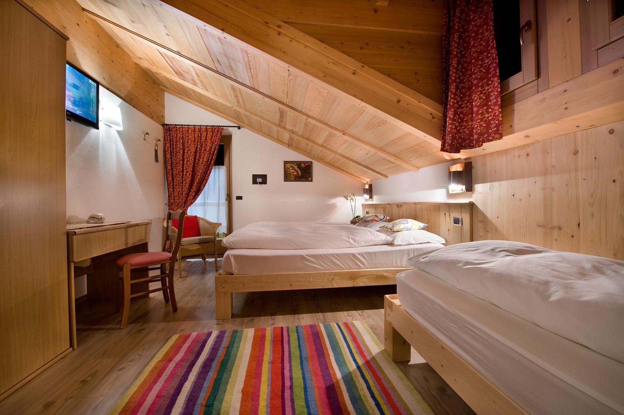 Hotel Alegra Livigno Exteriör bild